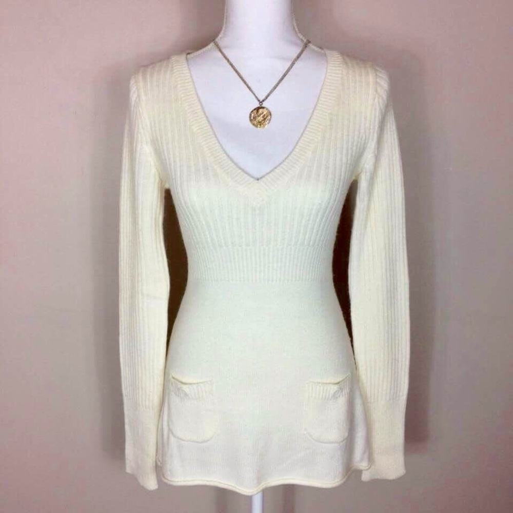 50% Off Sale! ARIZONA • Cream Sweater Size LG